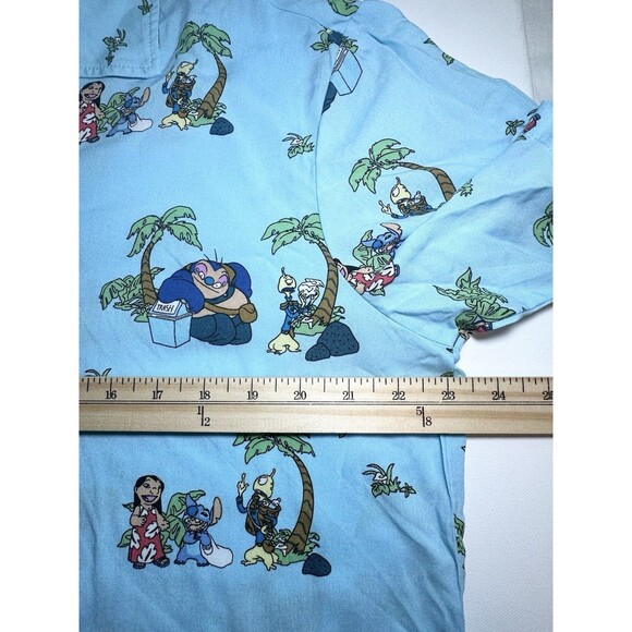 Disney Lilo & Stitch Blue Hawaiian Beach Scenes Button Up Shirt Men's MEDIUM - Picture 8 of 8